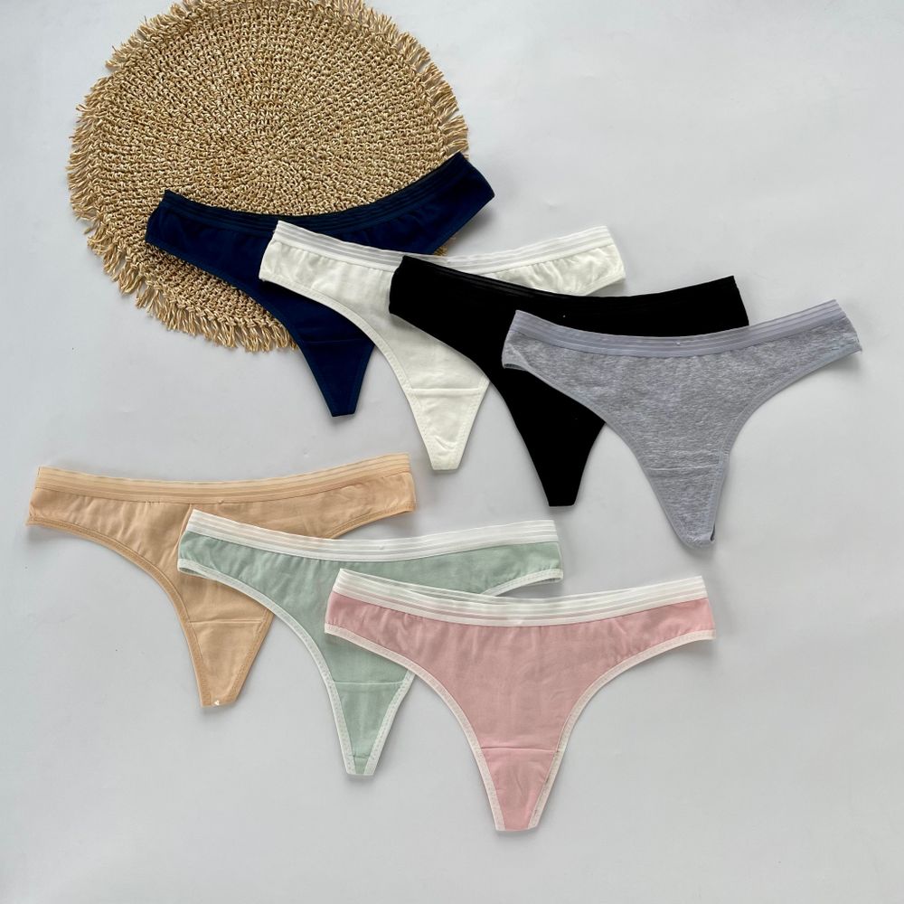 Стрінги з напівпрозорою резинкою