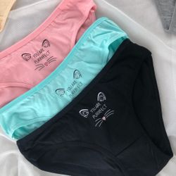 Трусики з малюнком