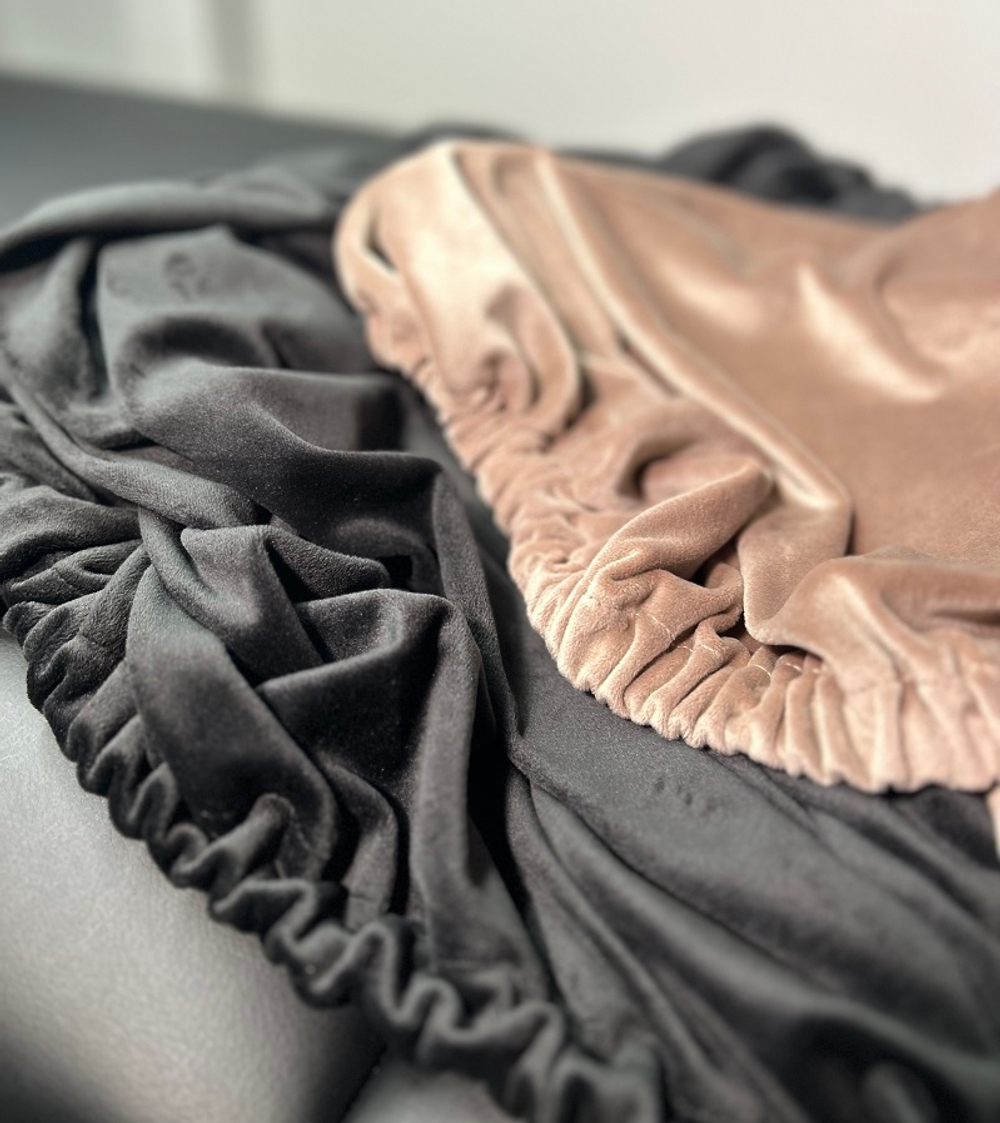 Захисний чохол на кушетку плюш-велюр