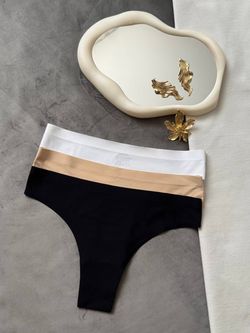 Безшовні бразильяни на високій посадці