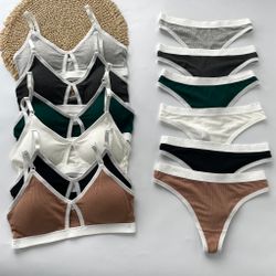 Зручний комплект з вирізом на топі