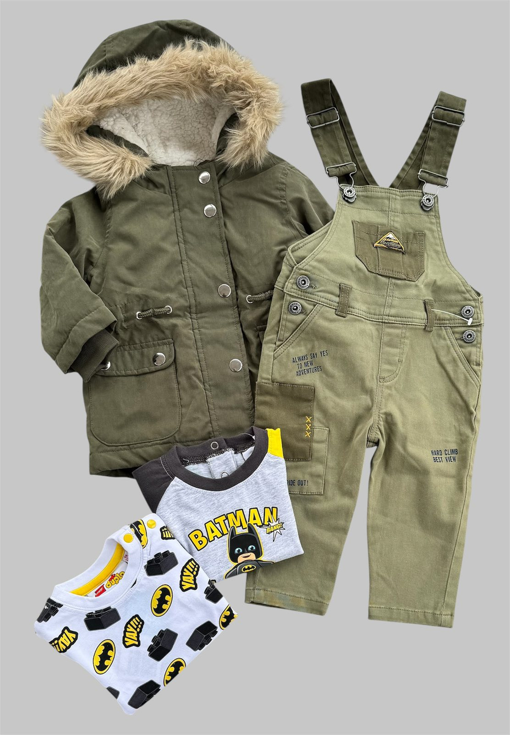 Стильний набір одягу для хлопчика "Batman": курточка + комбінезон + реглани, розмір 68