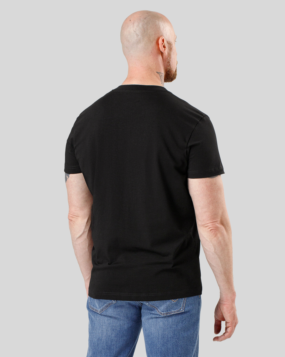 Футболка чоловіча чорна (арт. 7462300601)