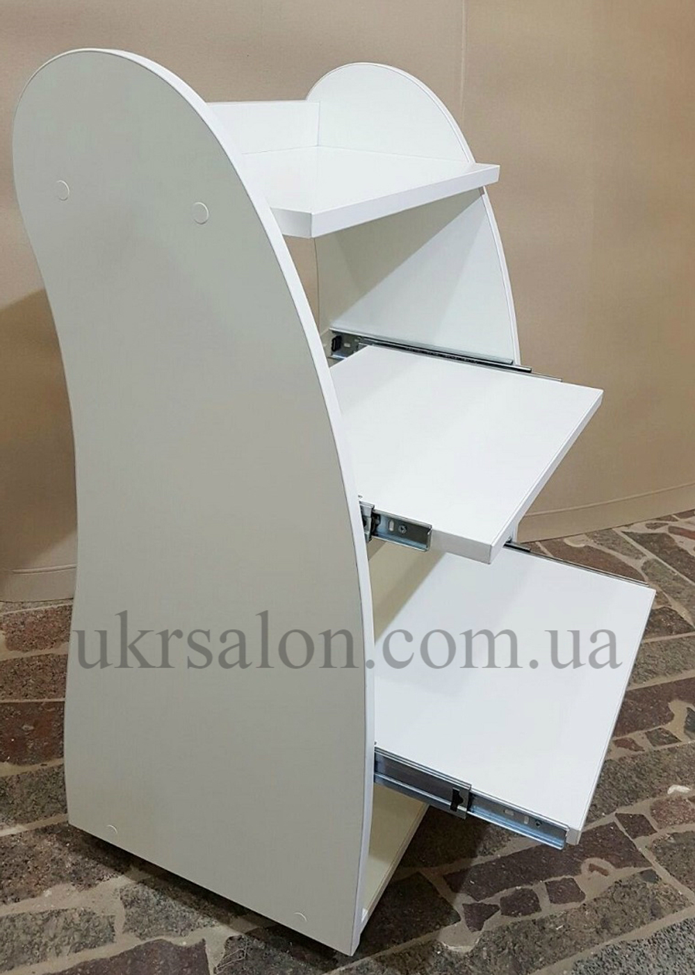 Косметологическая тележка с выдвижными полочками