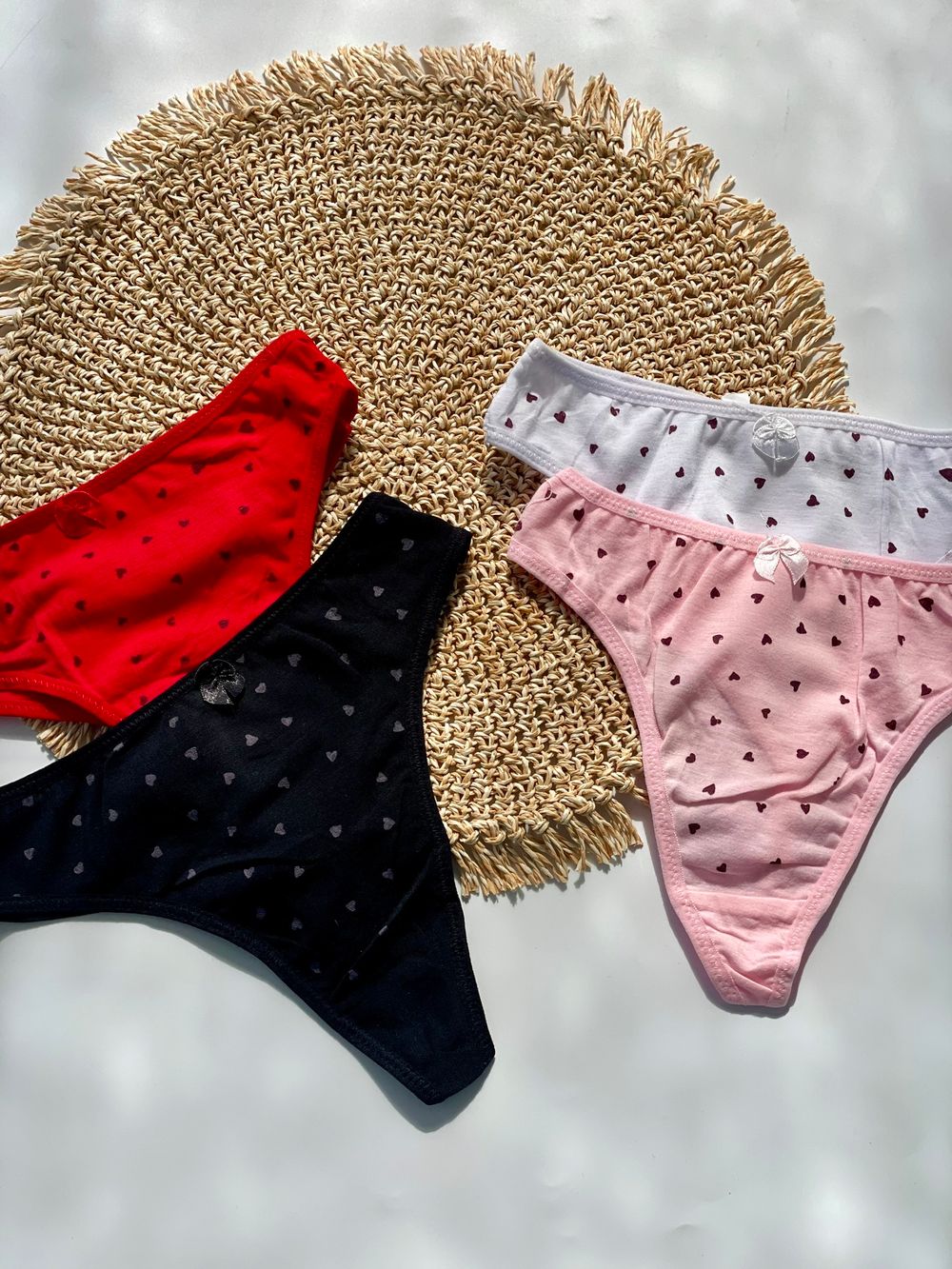 Стрінги з сердечками