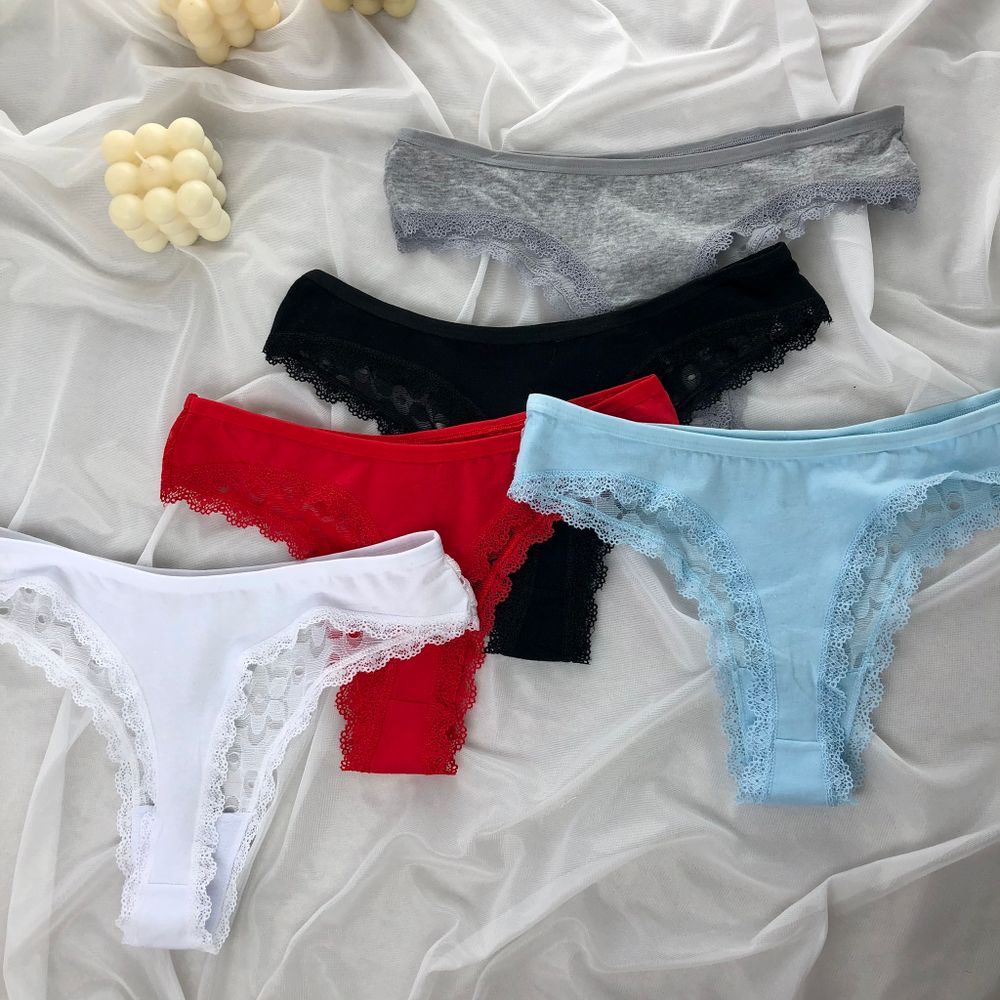 Мереживні трусики з візернком