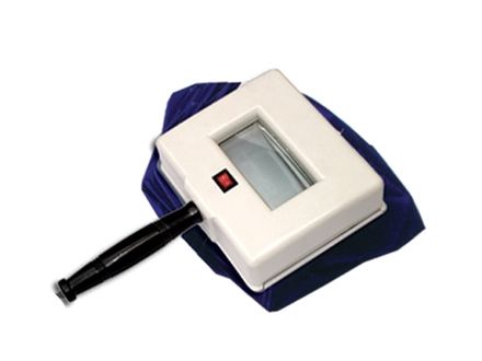 Лампа Вуда S-601