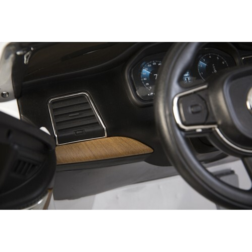 Дитячий електромобіль Volvo XC90