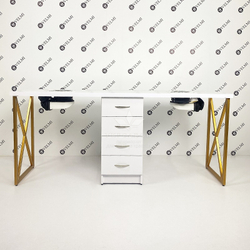 Маникюрный стол Zevs