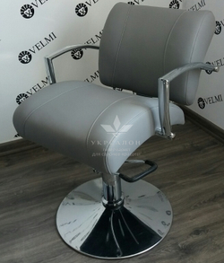 Кресло клиента Eve