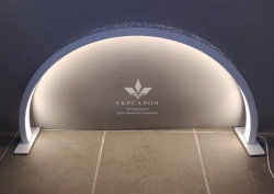 Настільна безтіньова лампа Half MOON 28, 50 Вт, біла