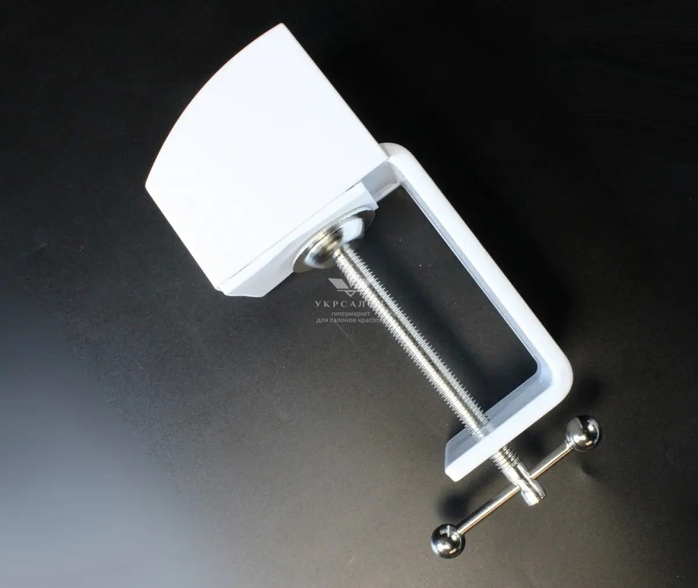 Настільна світлодіодна безтіньова лампа Global Fashion 9501, 24 Вт, біла