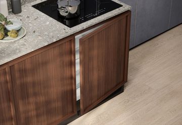 Вбудований однокамерний холодильник ELECTROLUX LSB2AE82S