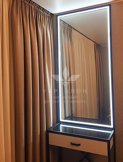 Рабочее место с подсветкой 004