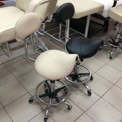 Стульчик мастера Toni