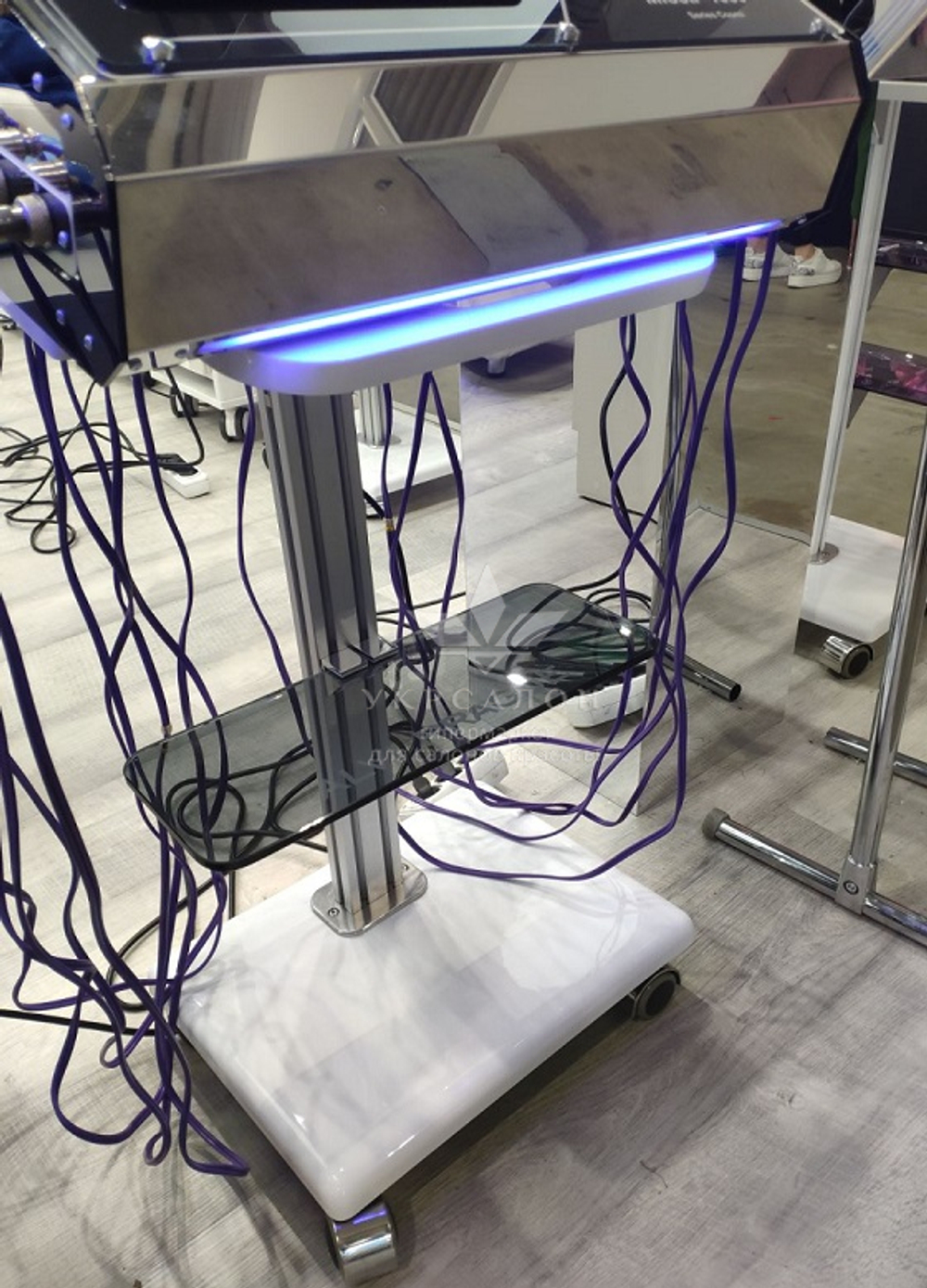 Косметологическая тележка ASN MT-0002 Alvi Prague