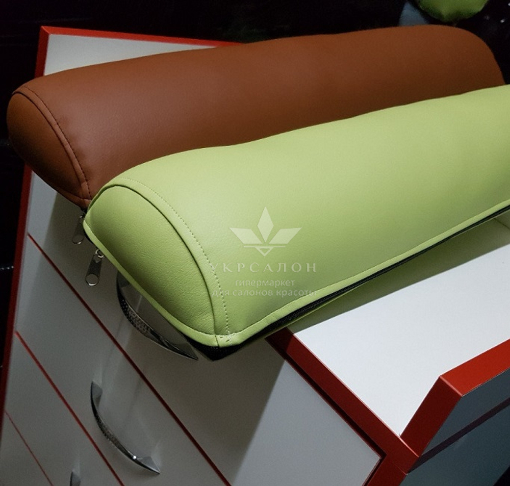 Напіввалик масажний маленький