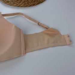 Безшовний базовий бюст