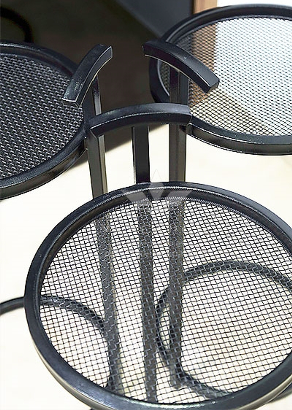 Столик для клиентов 123