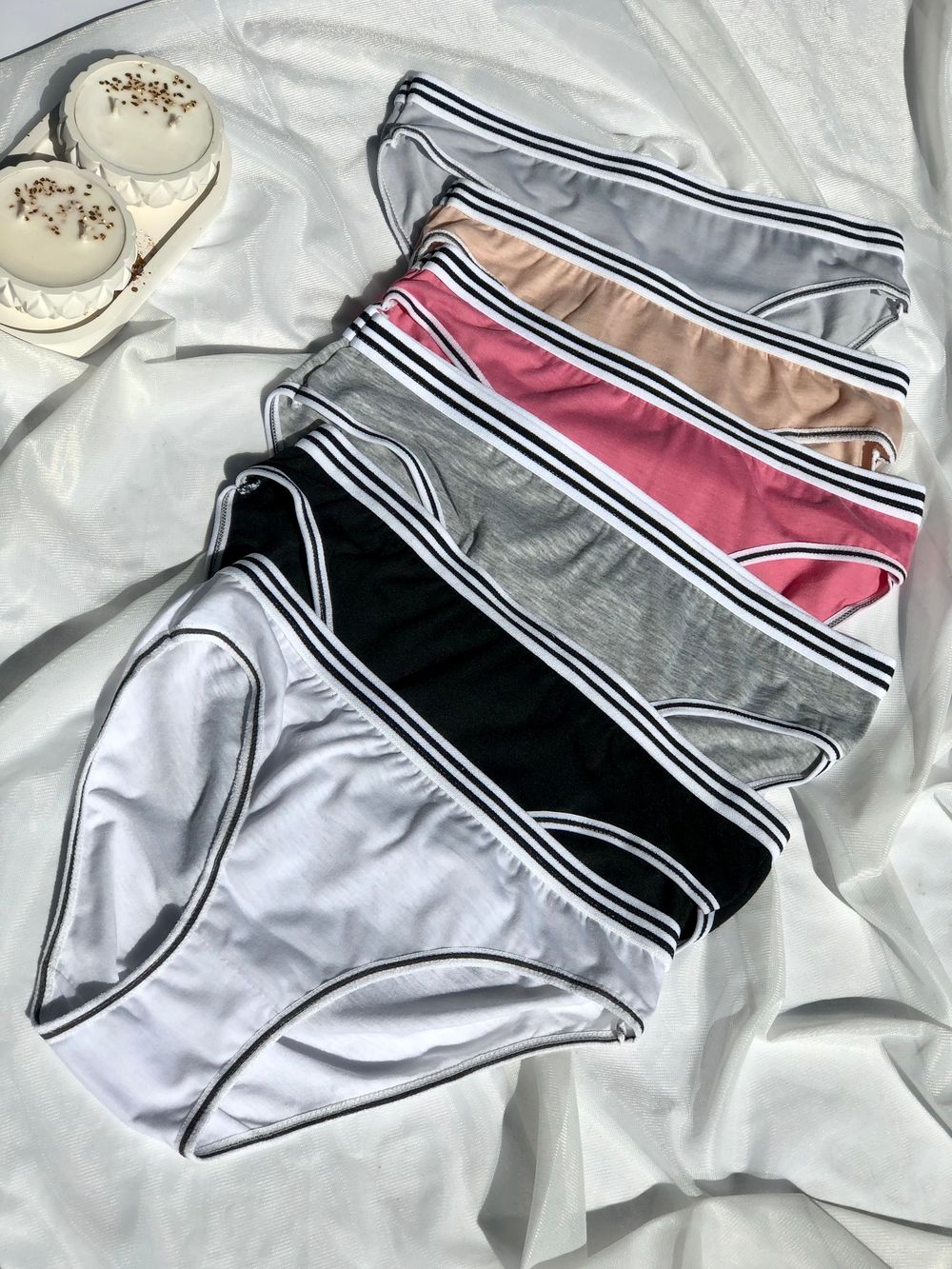 Сліпи з окантовкою