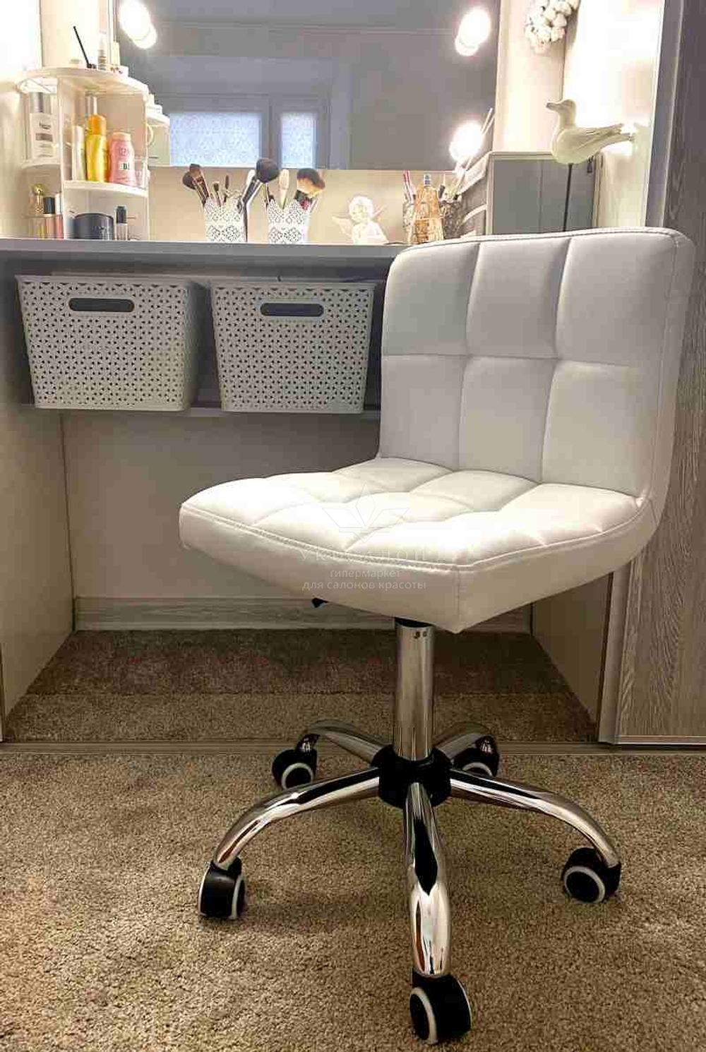 Стільчик майстра Lion