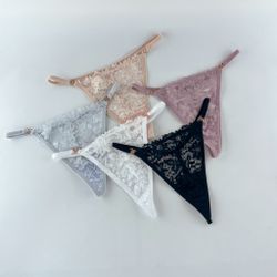 Мереживні бікіні на тонких бретельках