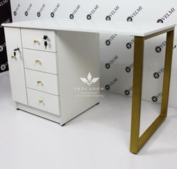 Манікюрний стіл Pandora