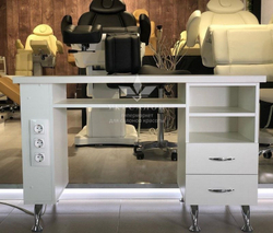 Маникюрный стол Queen 9