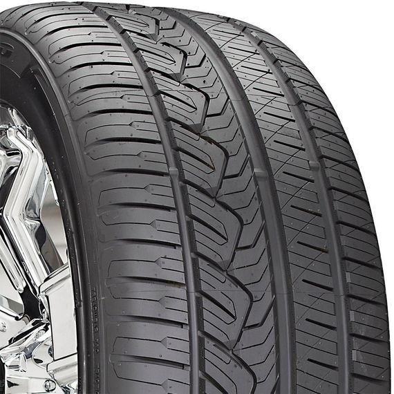 Nitto NT42 225/60 R17 103V