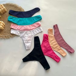 Однотонні стрінги