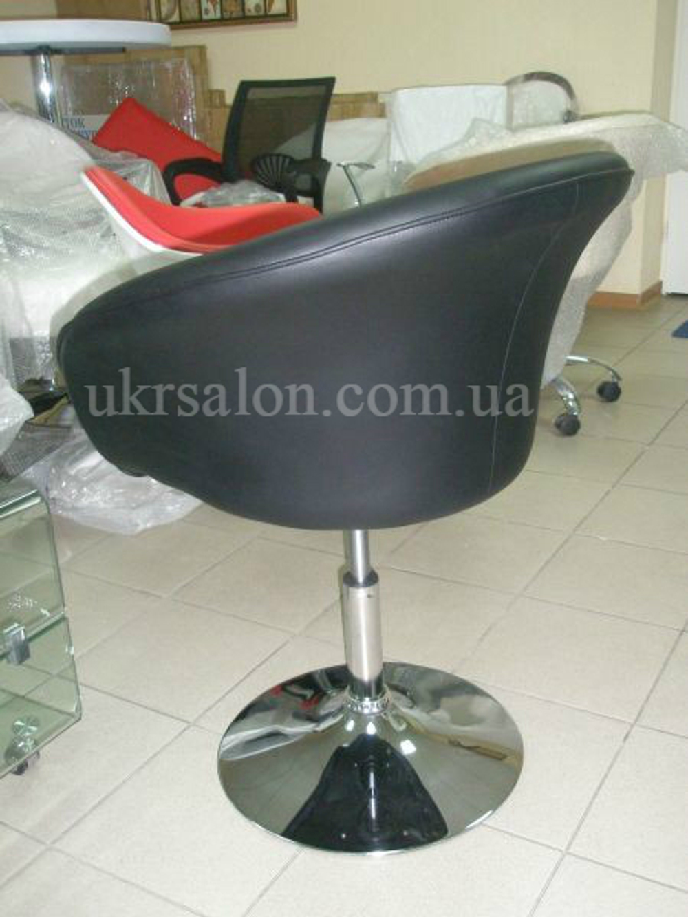 Стульчик мастера Murat на диске