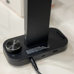 Бестеневая настольная лампа трансформер F-800E, черная