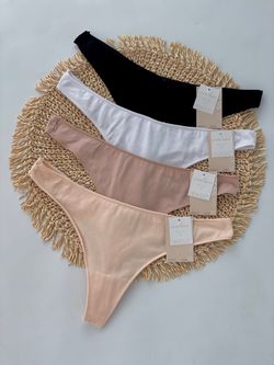 Базові гладенькі стрінги