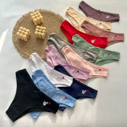 Американки з нашивкою