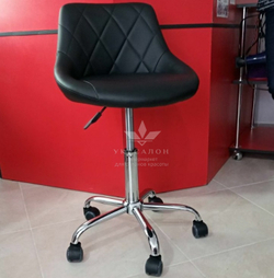 Стульчик мастера 154