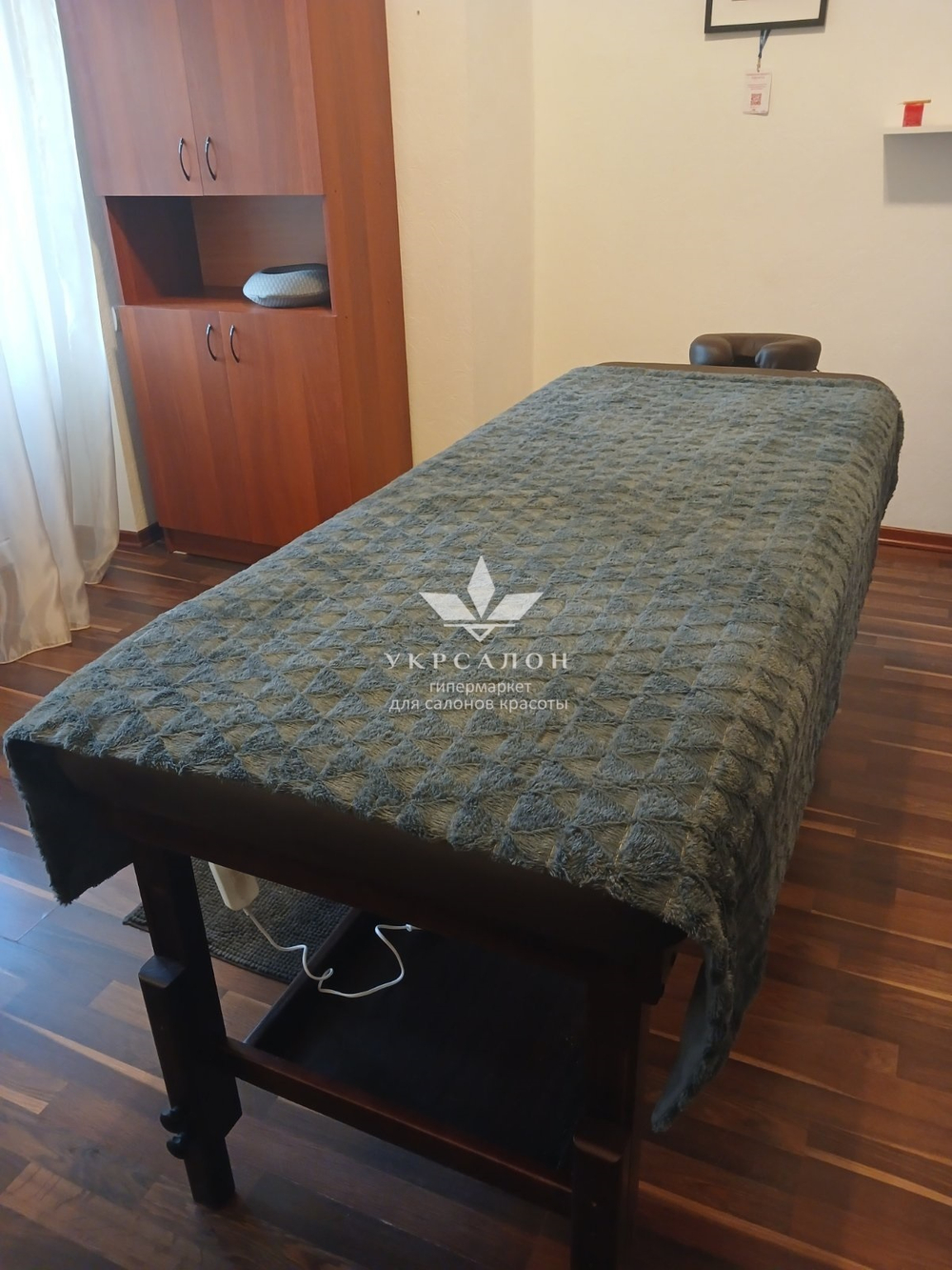 Стационарный массажный стол KP-10 Brown