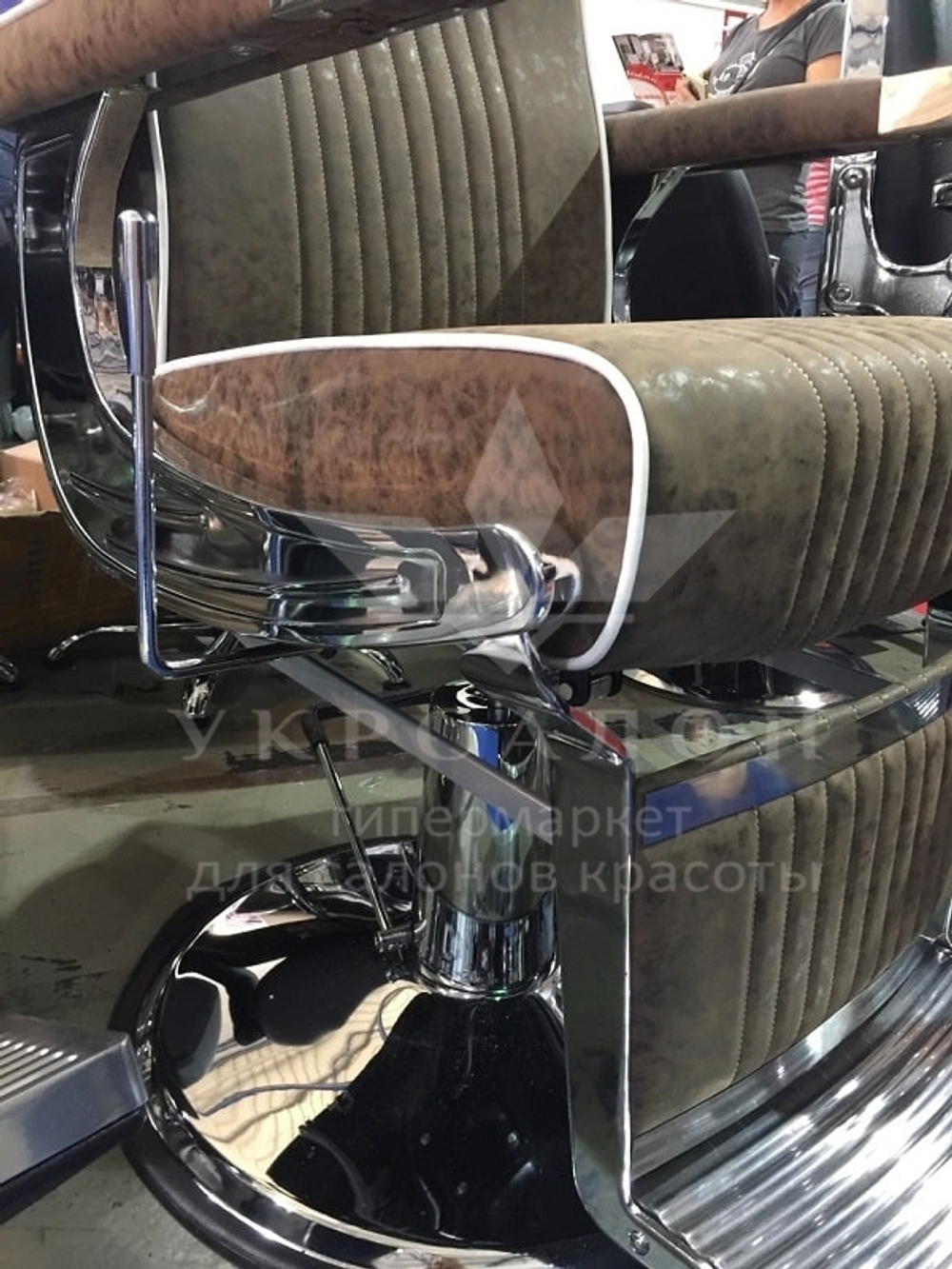 Перукарське крісло Barber Boston