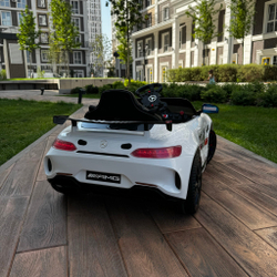 Дитячий електромобіль суперкар Mercedes AMG "WeKids Cars"