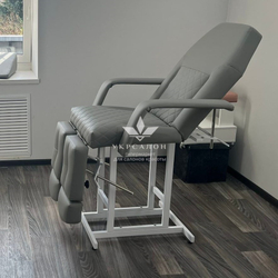 Педикюрне крісло Tertio