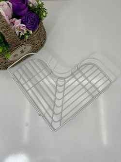 Треугольная угловая полка для ванной (белая)