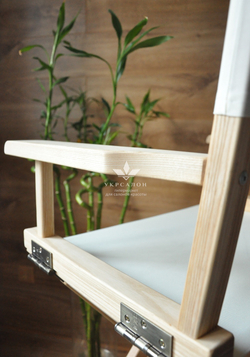 Складаний стілець для візажу Apolo 8