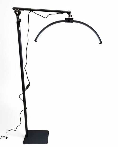 Бестеневая LED-лампа на штативе F-700B, 31 Вт, черная