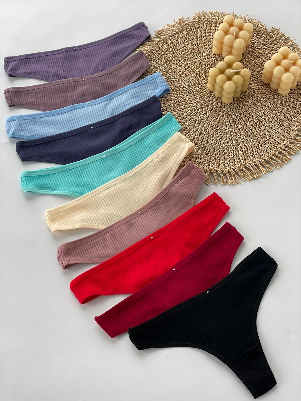 Базові стрінги в рубчик