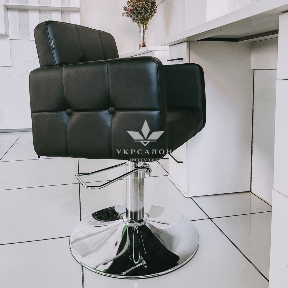 Крісло перукарське Beatrice