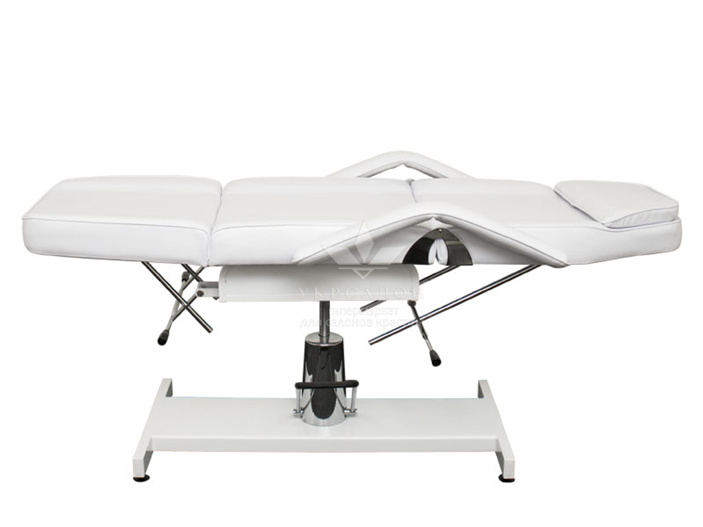 Косметологічна кушетка 210A