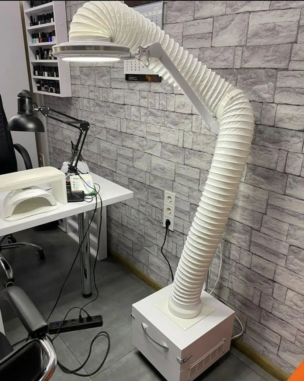 Професійна мобільна витяжка для манікюру та педикюру Fusion Plus