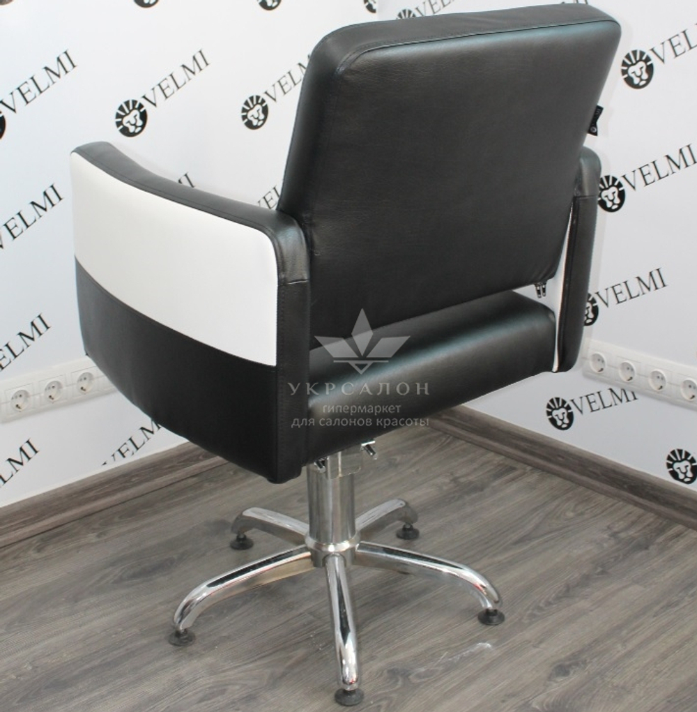 Парикмахерское кресло LILIANA