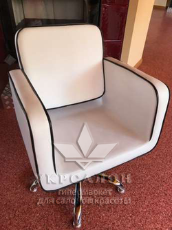 Крісло клієнта JUSTINE