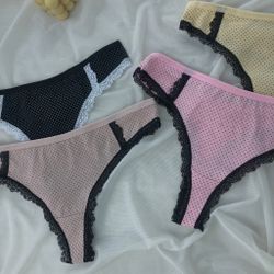 Стрінги в крапочку