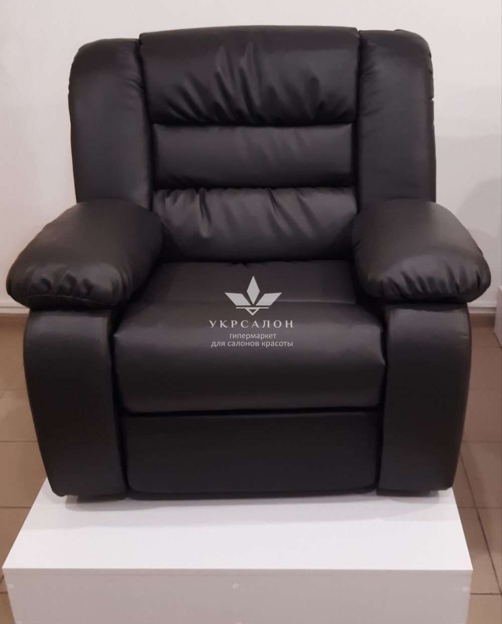 Кресло-реклайнер  Модель 4 с электроприводом